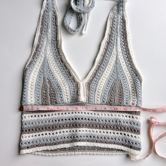 Hollister Crocheted Halter Crop Top - Picture 5 of 5